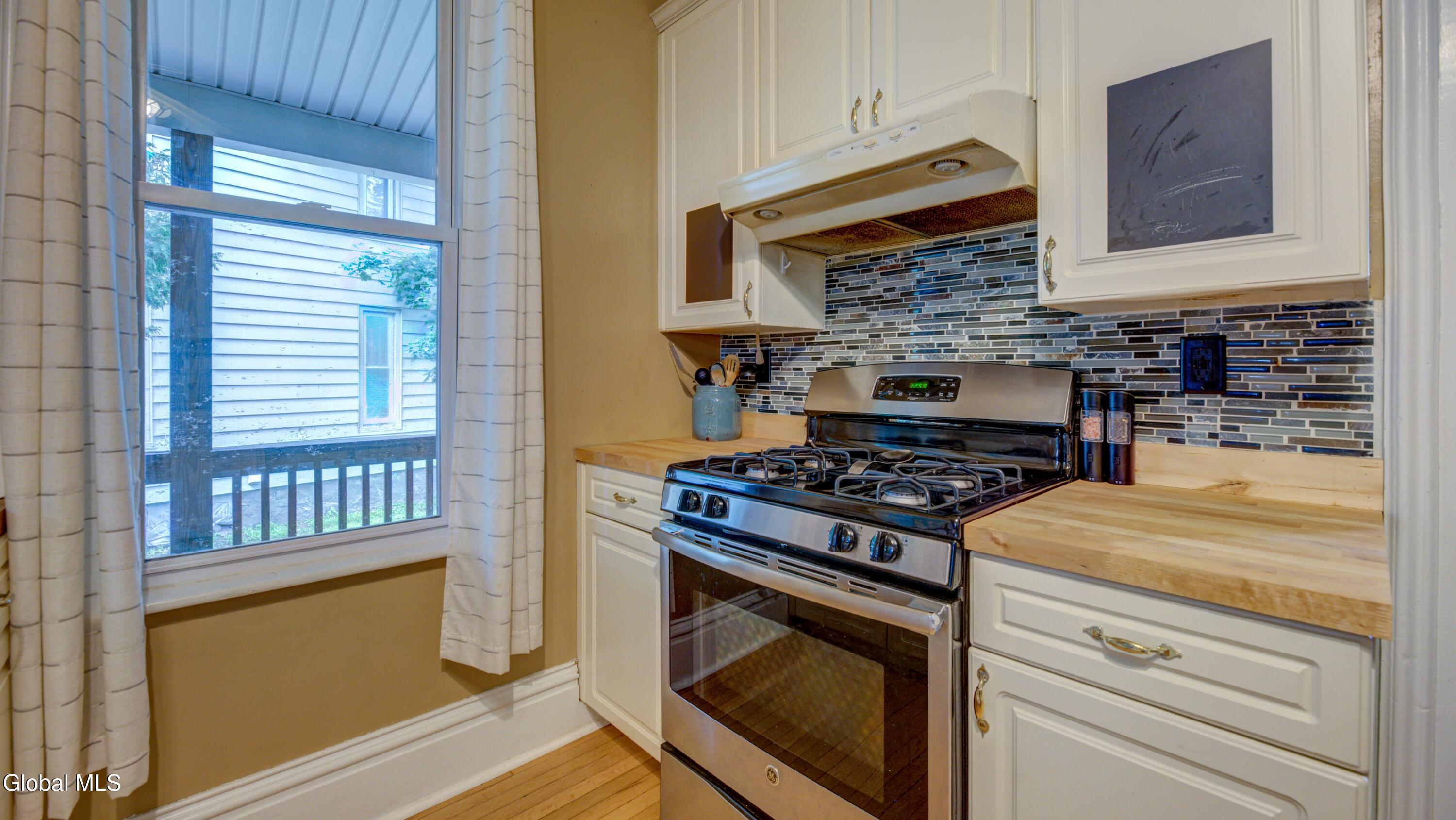 11 E State Street Johnstown NY 12095