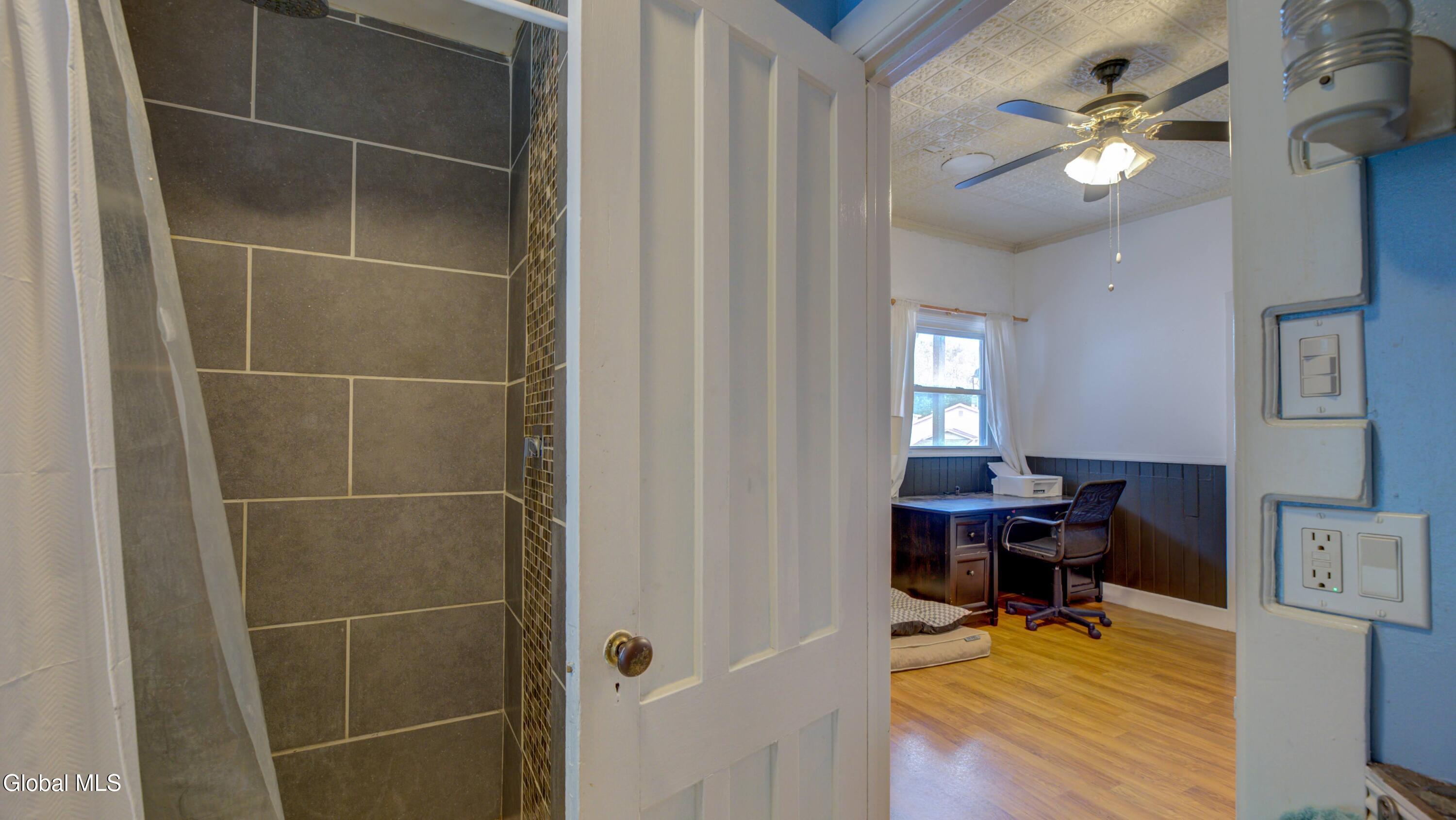 11 E State Street Johnstown NY 12095