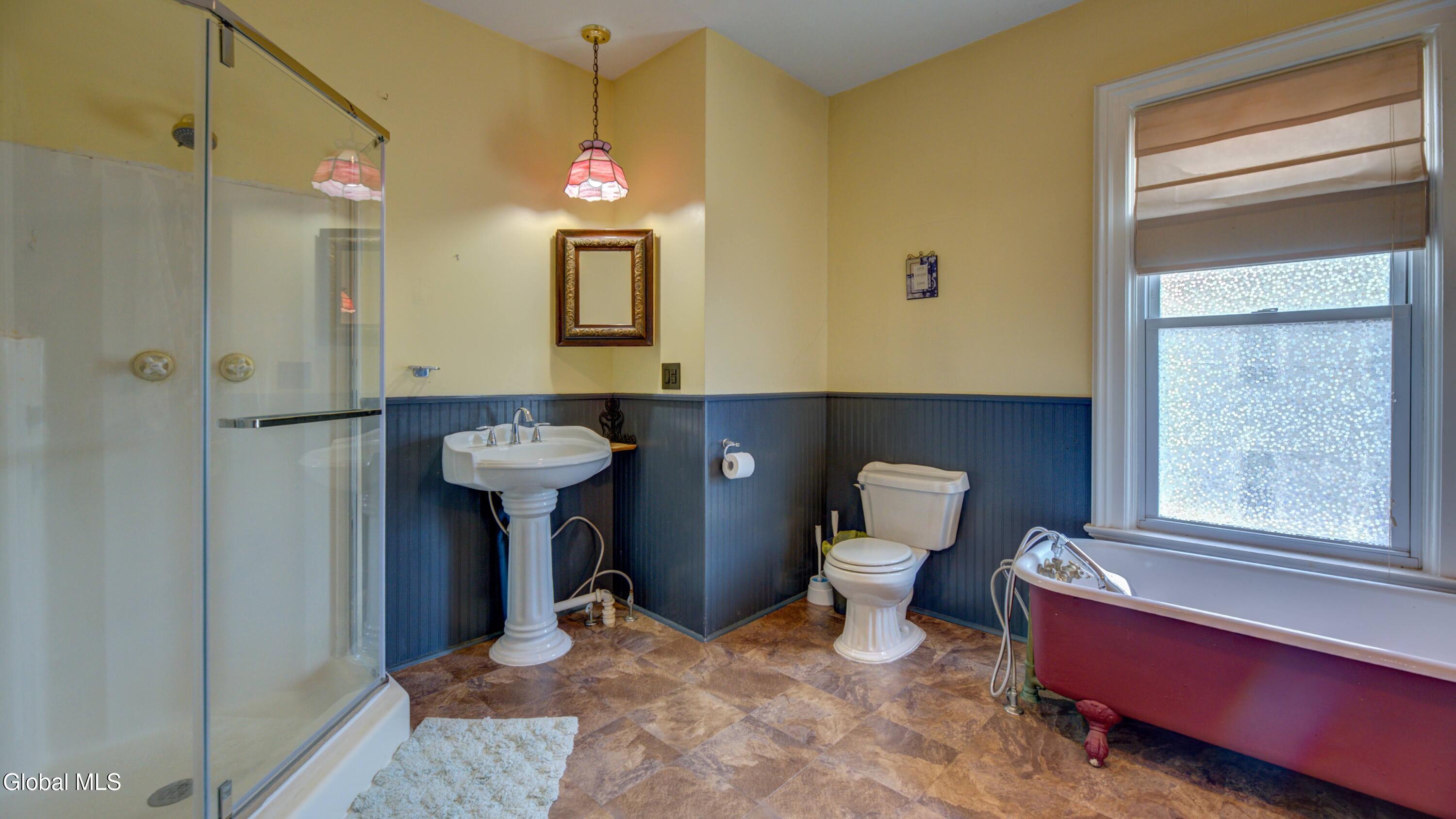 11 E State Street Johnstown NY 12095