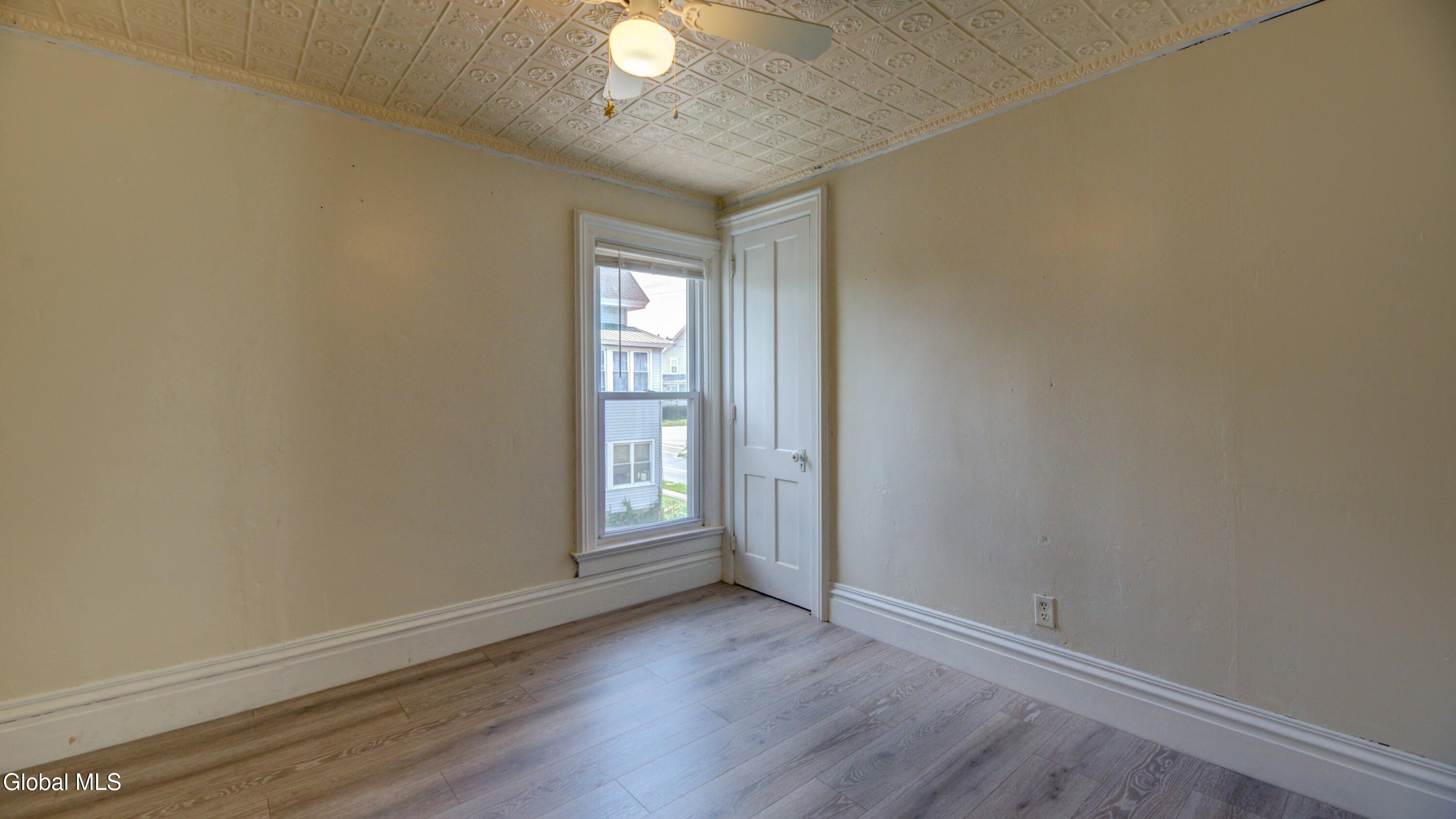 11 E State Street Johnstown NY 12095