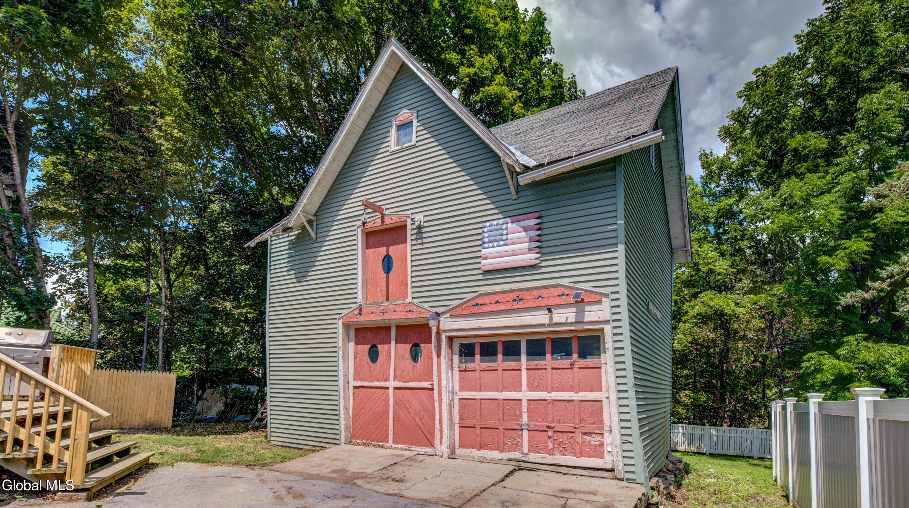 11 E State Street Johnstown NY 12095