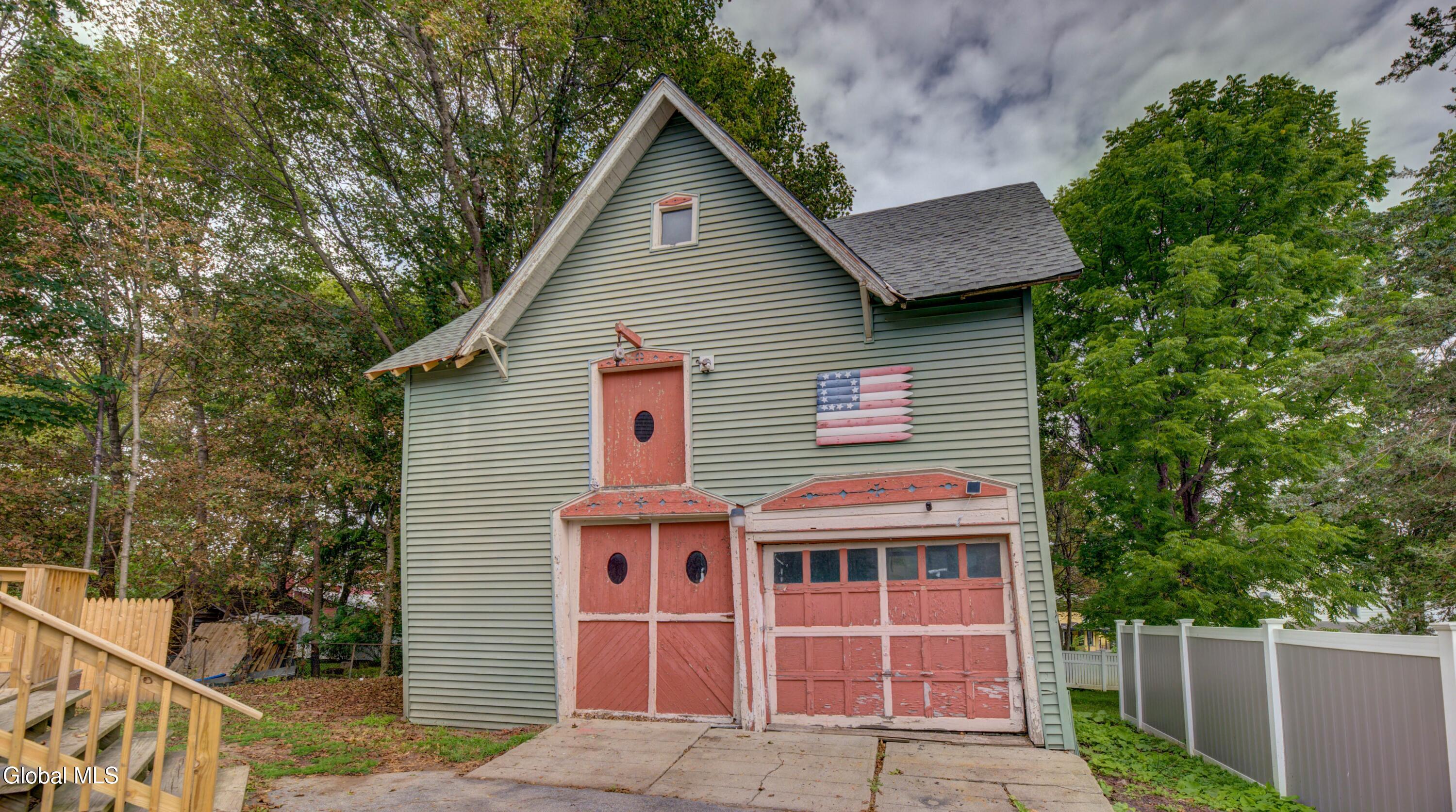 11 E State Street Johnstown NY 12095