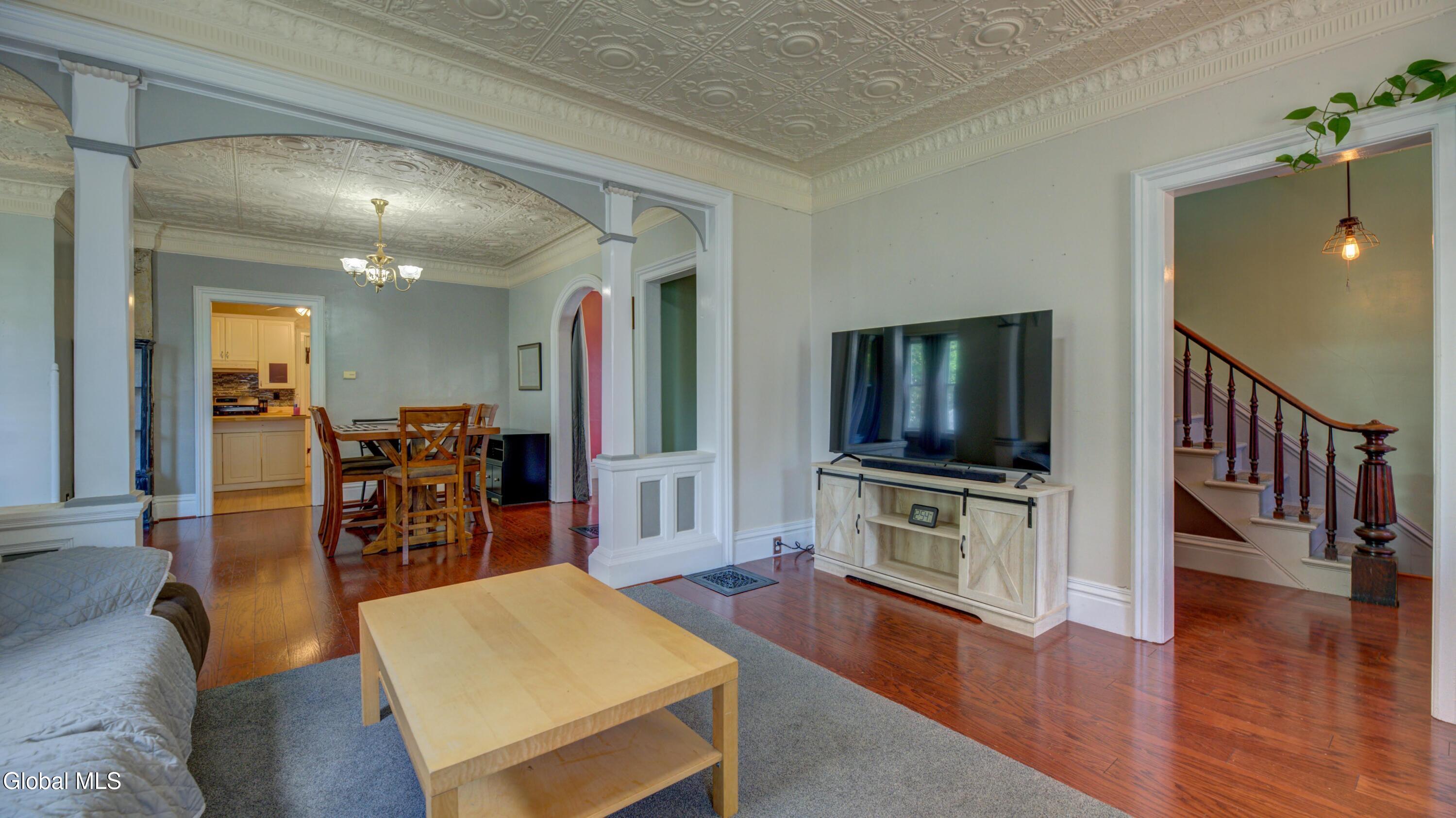 11 E State Street Johnstown NY 12095