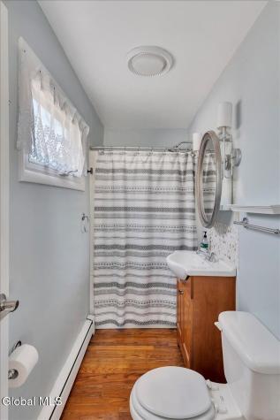 16 Denison Road Niskayuna NY 12309