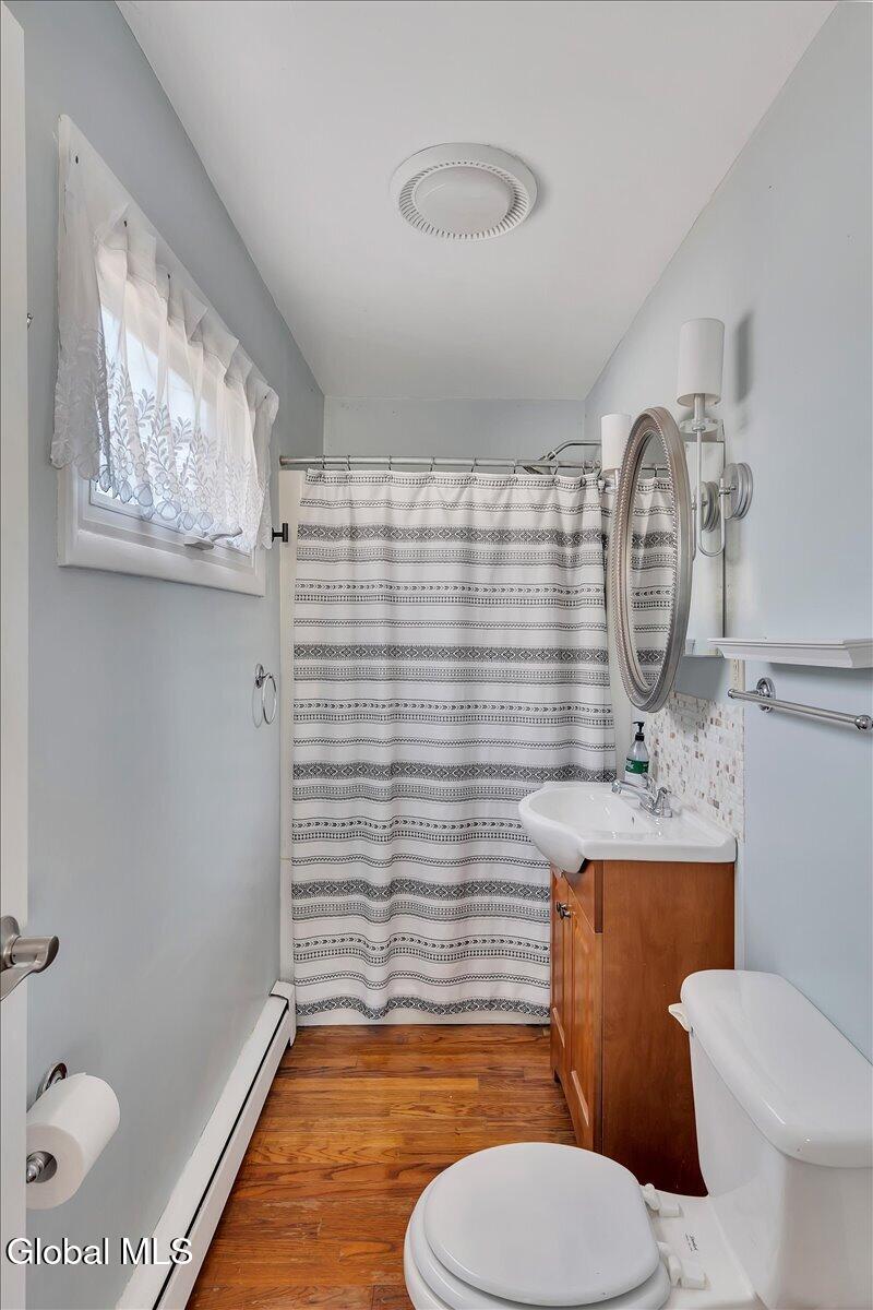 16 Denison Road Niskayuna NY 12309