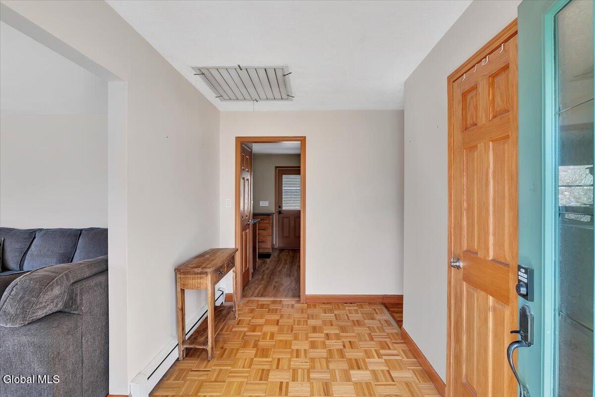 16 Denison Road Niskayuna NY 12309