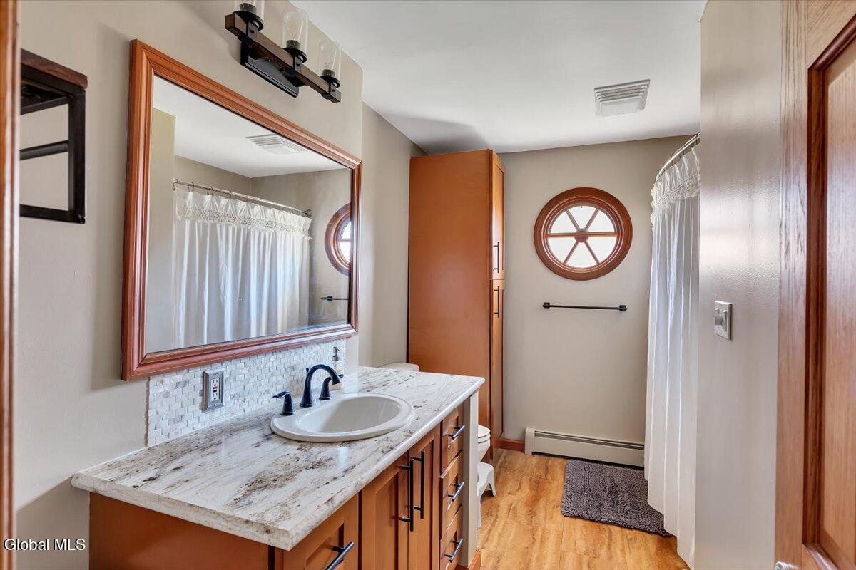 16 Denison Road Niskayuna NY 12309