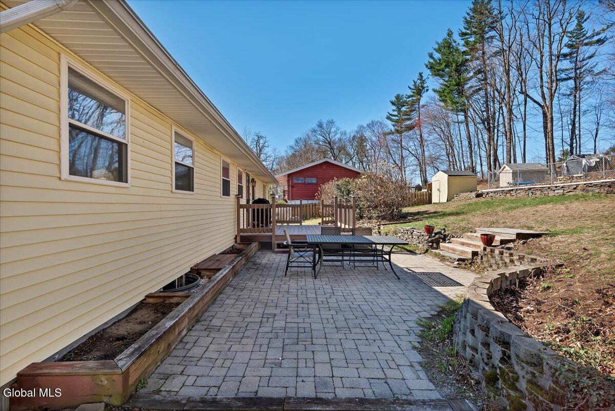 16 Denison Road Niskayuna NY 12309
