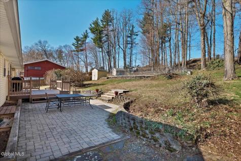 16 Denison Road Niskayuna NY 12309
