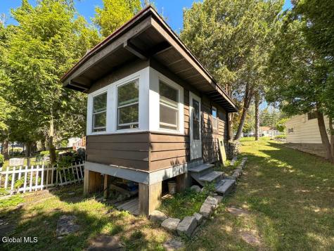 26 Brayton Road Cleverdale NY 12804