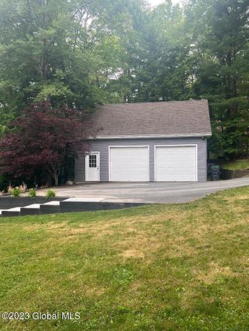 68 Harriman Road Extension Averill Park NY 12018