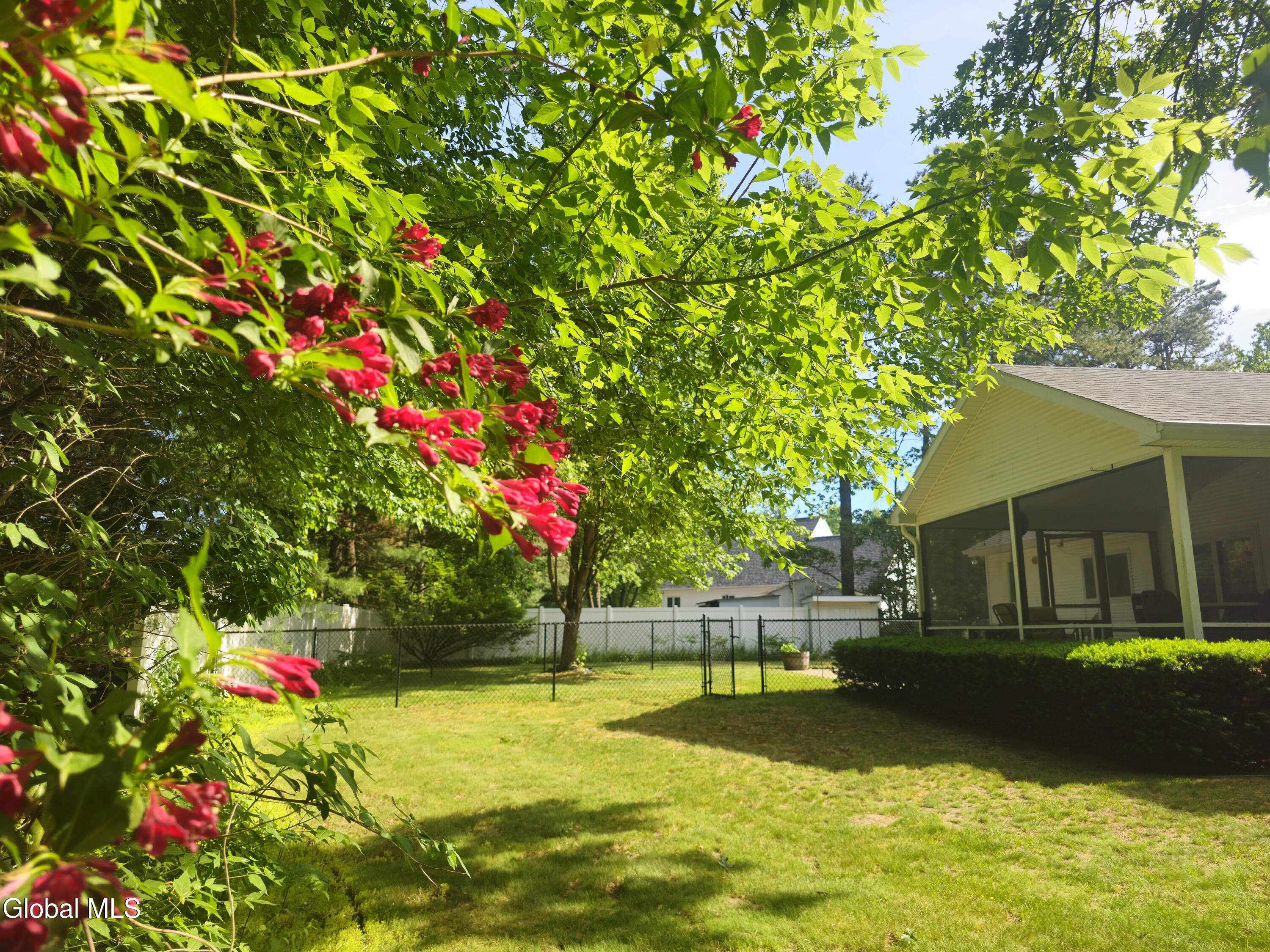 12 Lancestire Drive Queensbury NY 12804