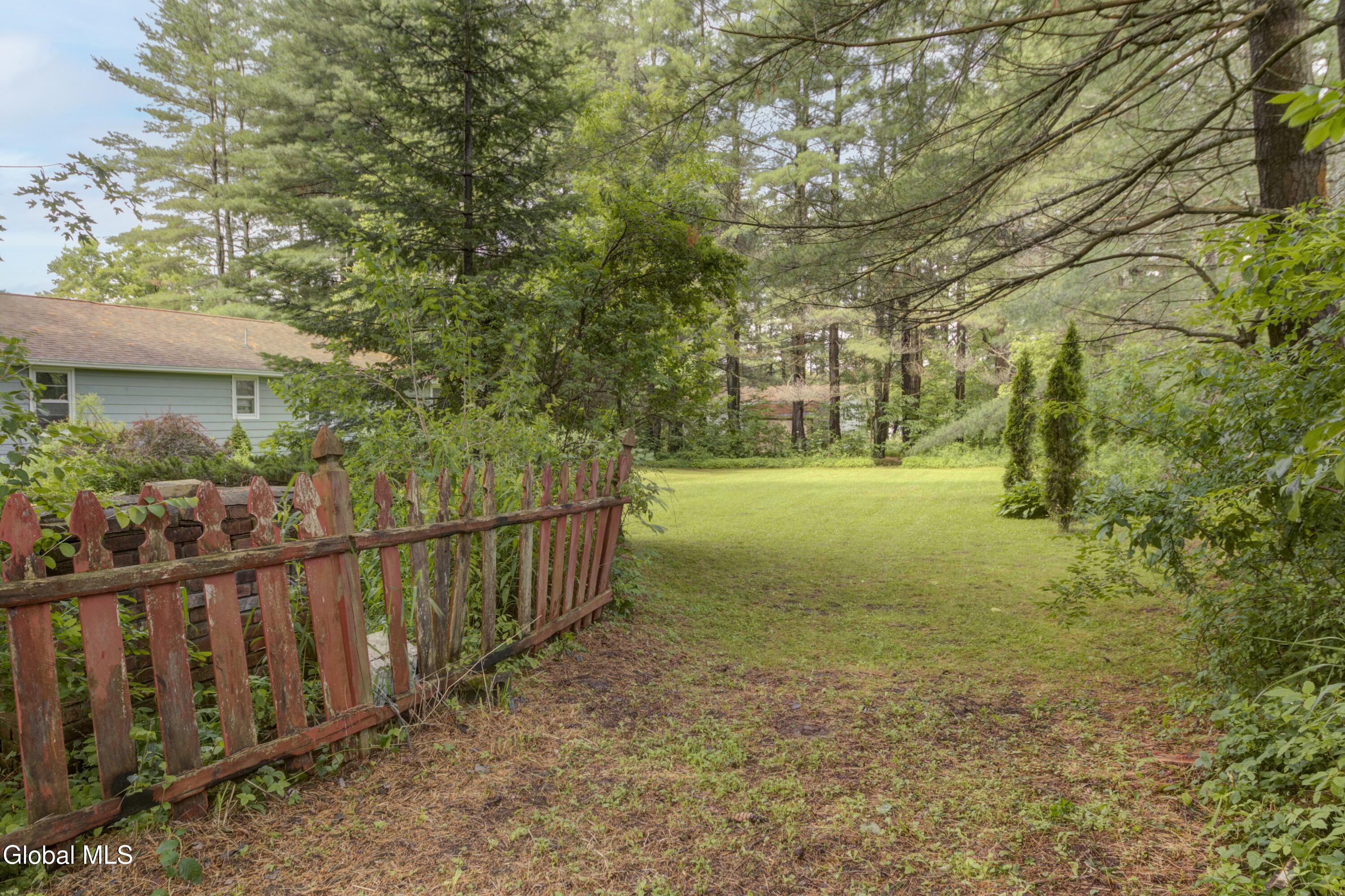 2219 County Highway 107 Amsterdam NY 12010
