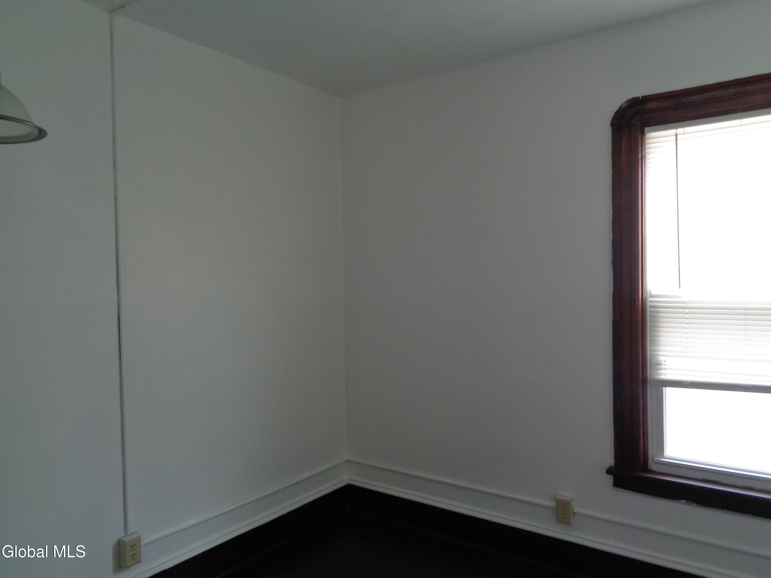 821 Holland Road Schenectady NY 12303