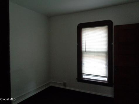 821 Holland Road Schenectady NY 12303