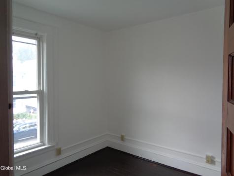 821 Holland Road Schenectady NY 12303