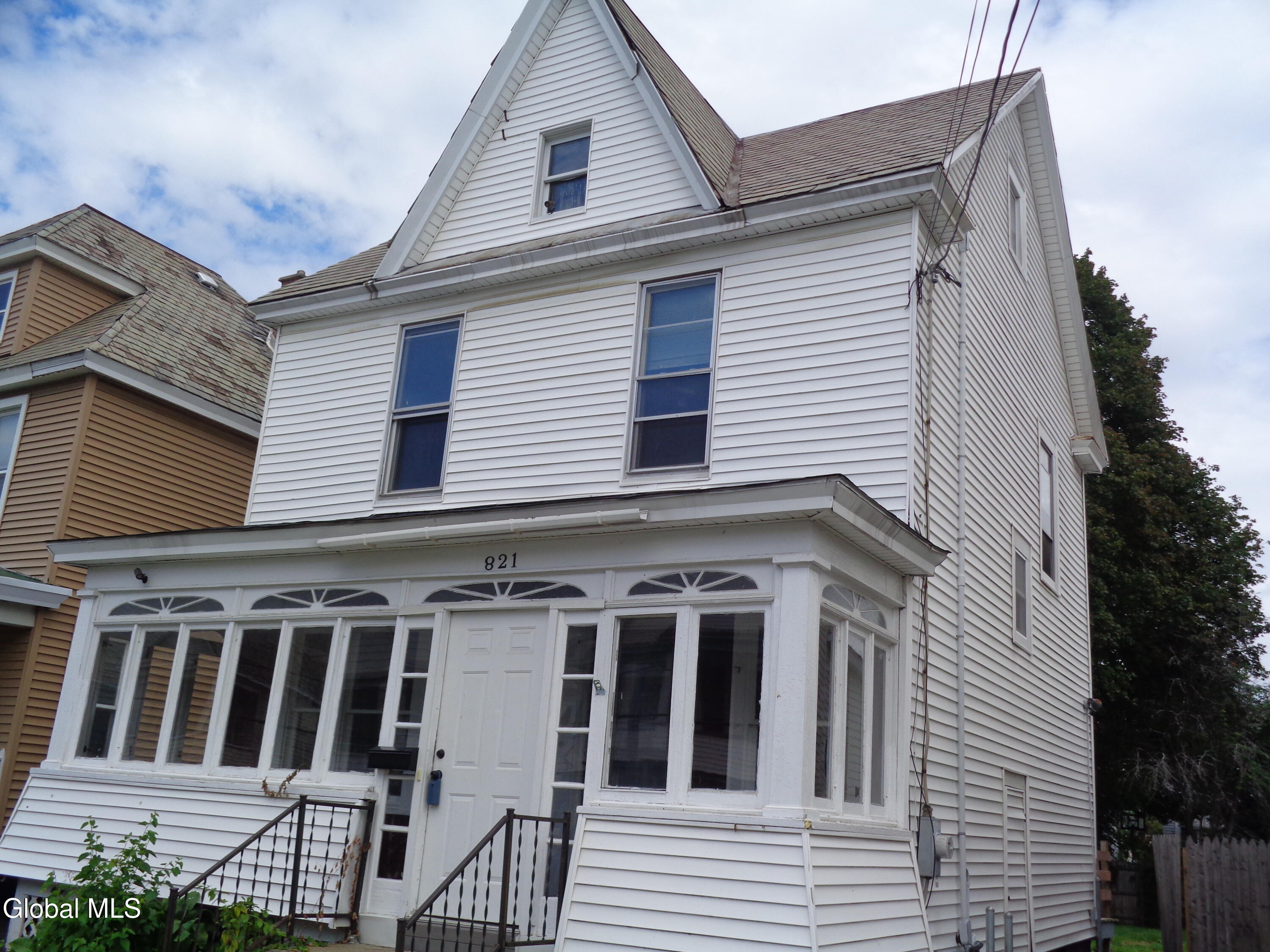 821 Holland Road Schenectady NY 12303