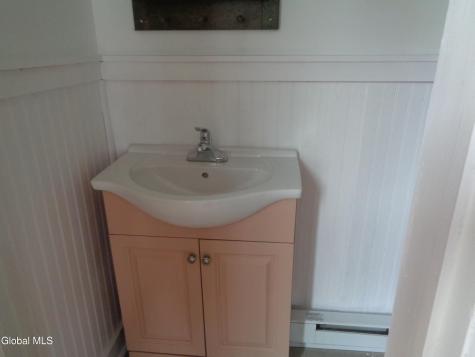 821 Holland Road Schenectady NY 12303