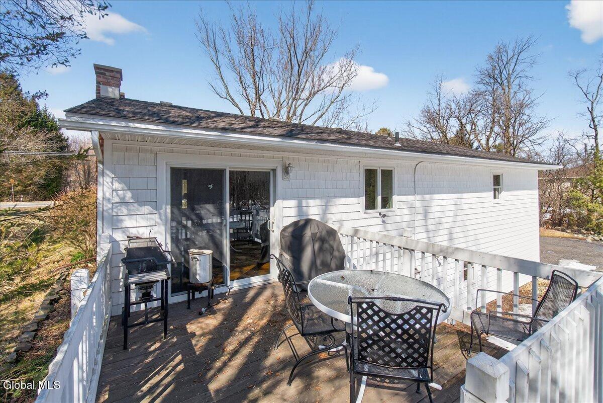 221 Droms Road Glenville NY 12302