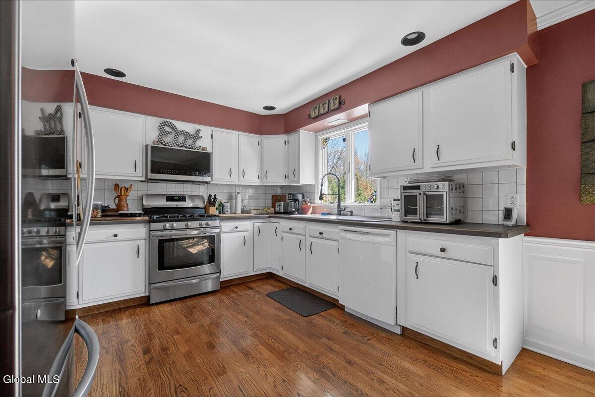 221 Droms Road Glenville NY 12302