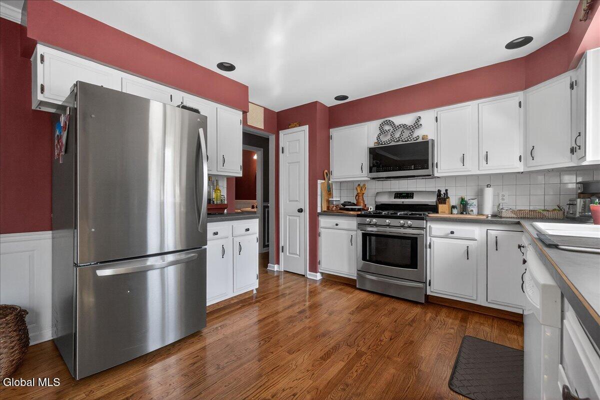 221 Droms Road Glenville NY 12302