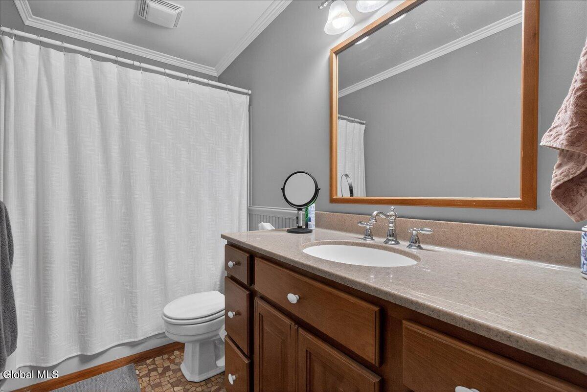 221 Droms Road Glenville NY 12302