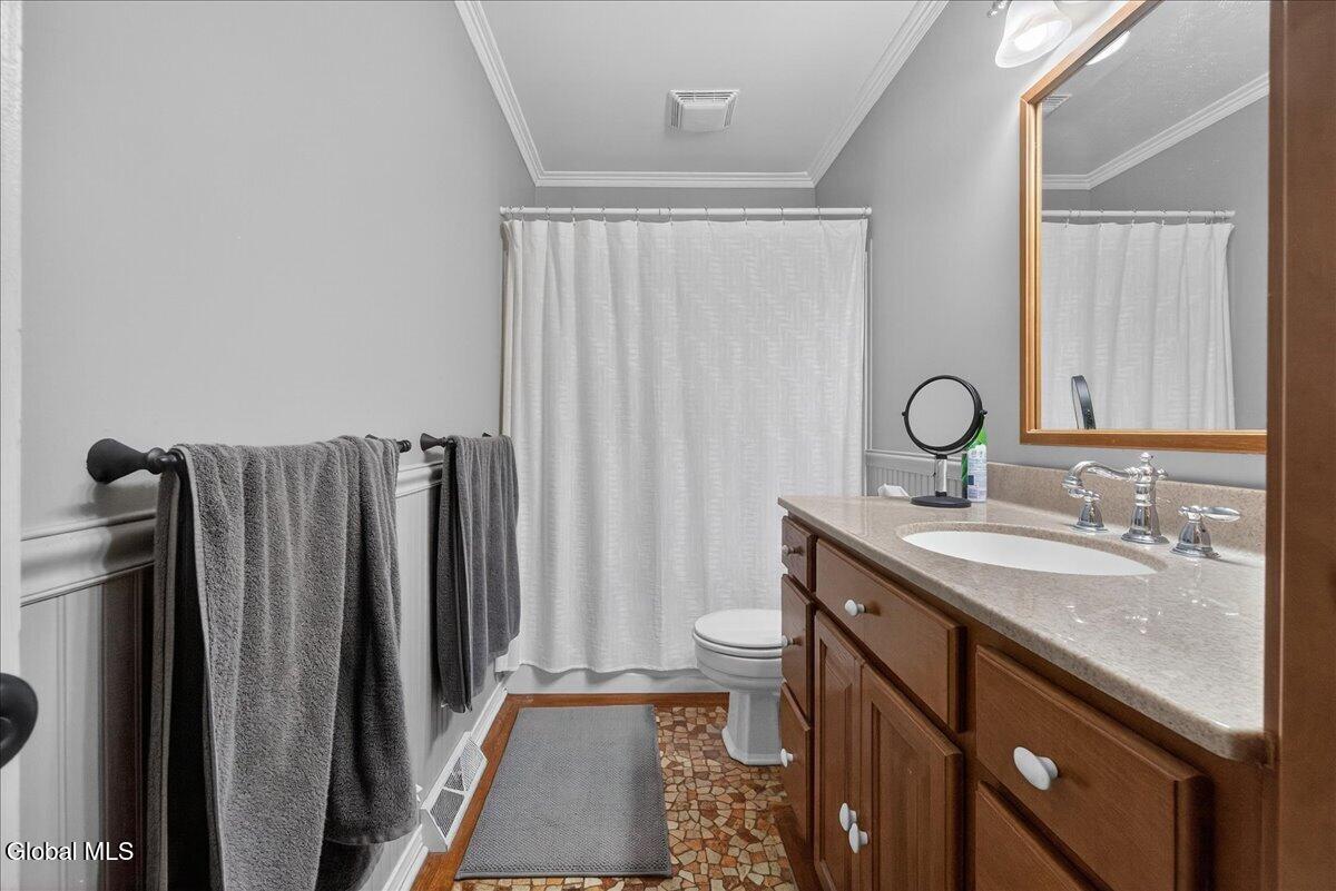 221 Droms Road Glenville NY 12302