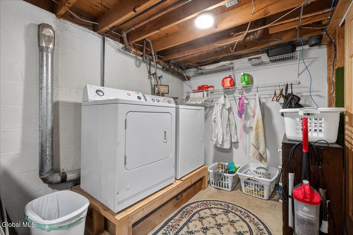 221 Droms Road Glenville NY 12302