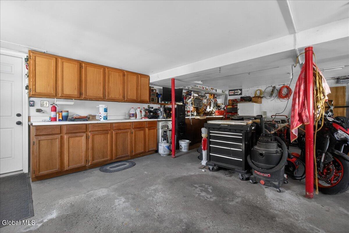 221 Droms Road Glenville NY 12302