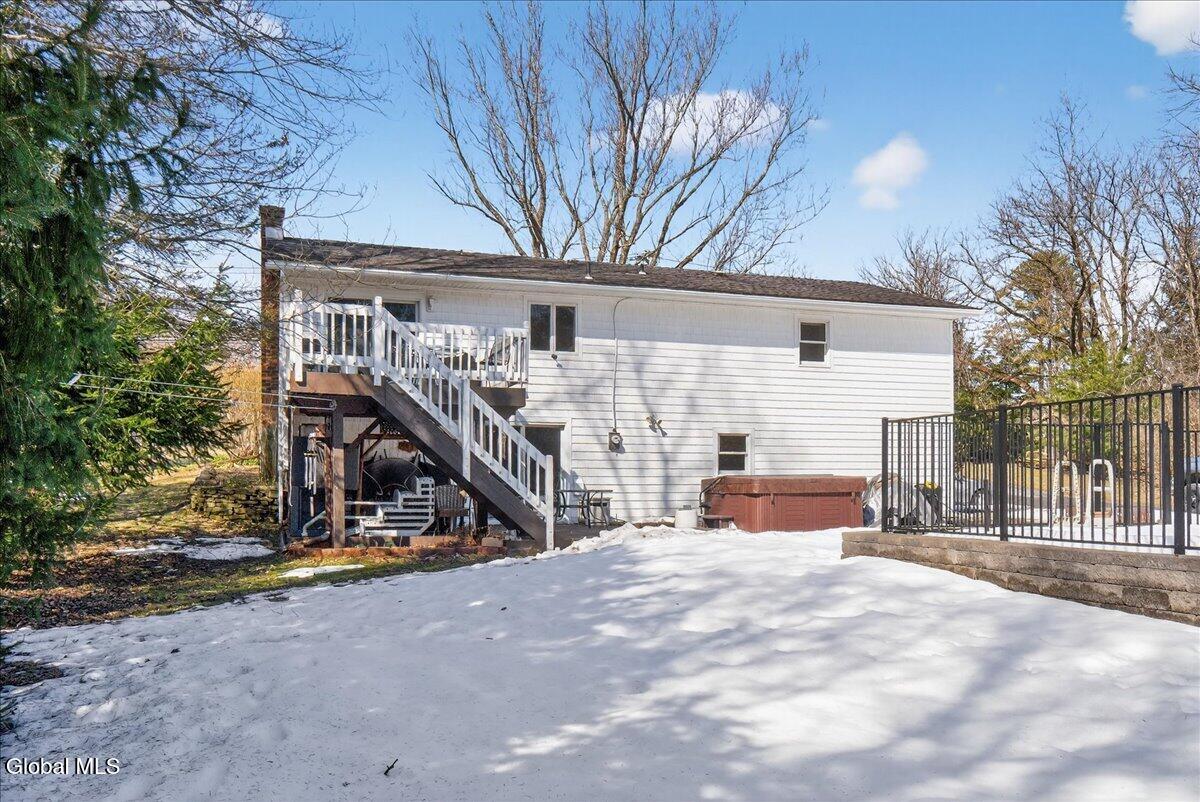221 Droms Road Glenville NY 12302