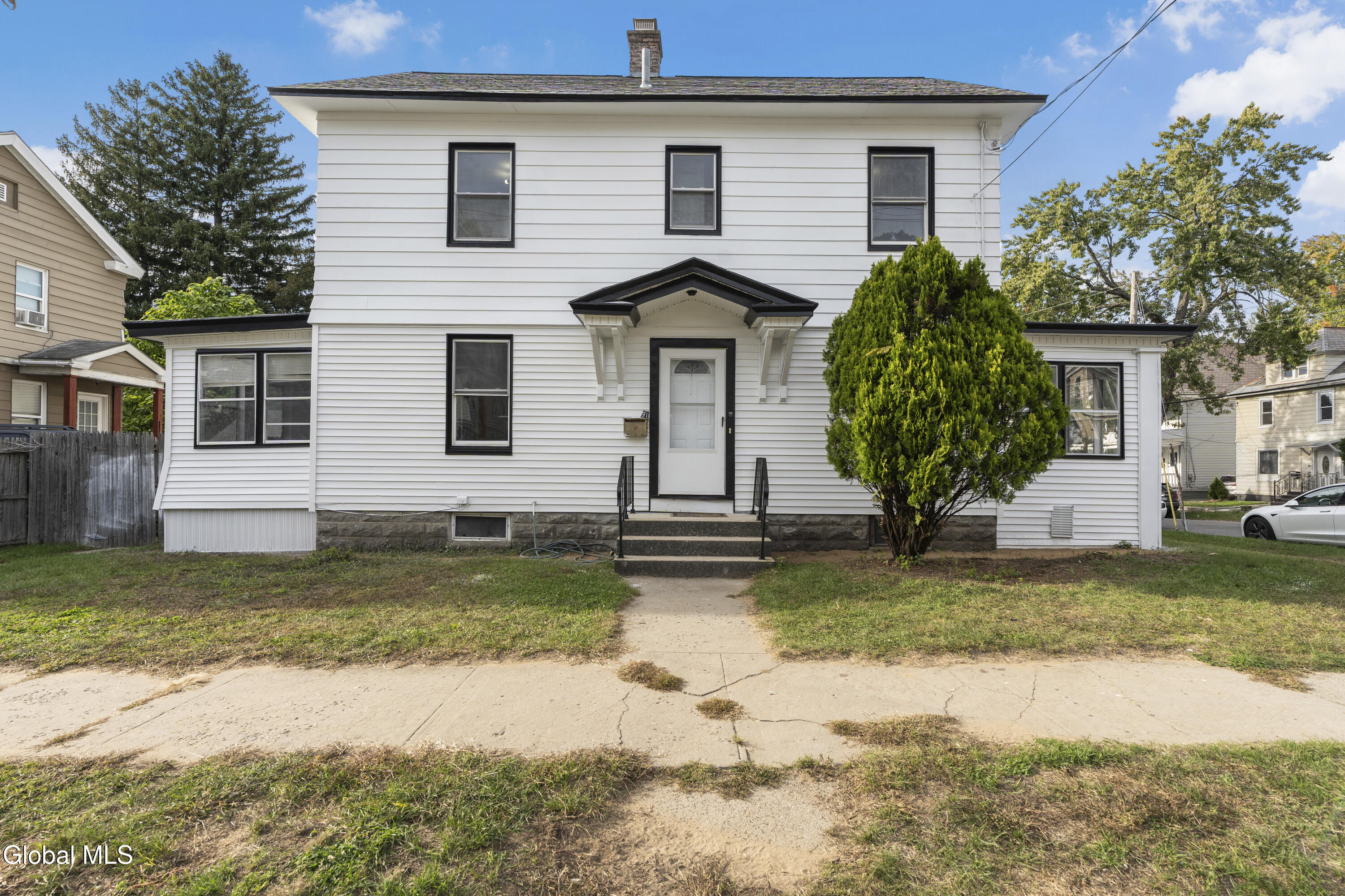 91 Snowden Avenue Schenectady NY 12304