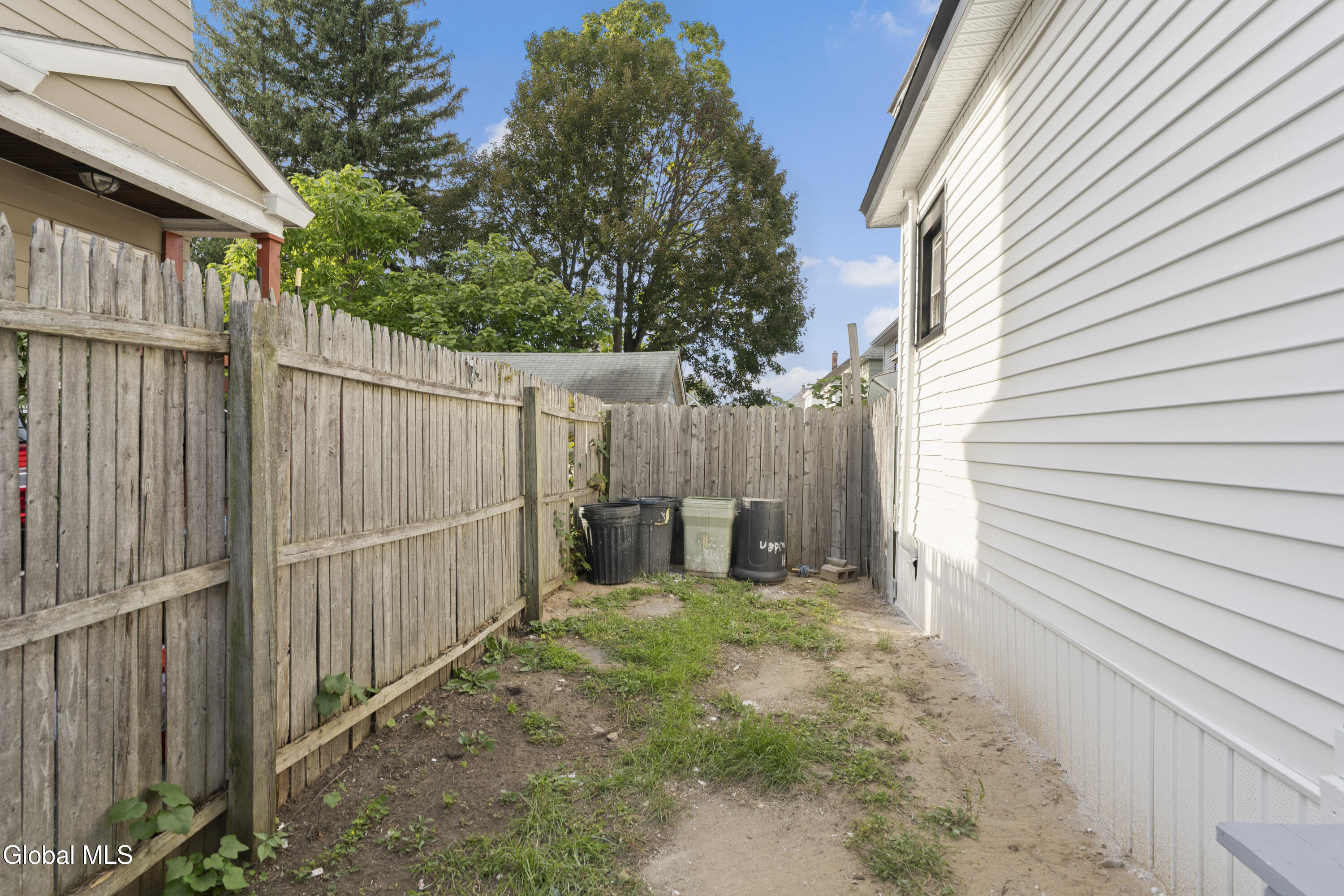 91 Snowden Avenue Schenectady NY 12304