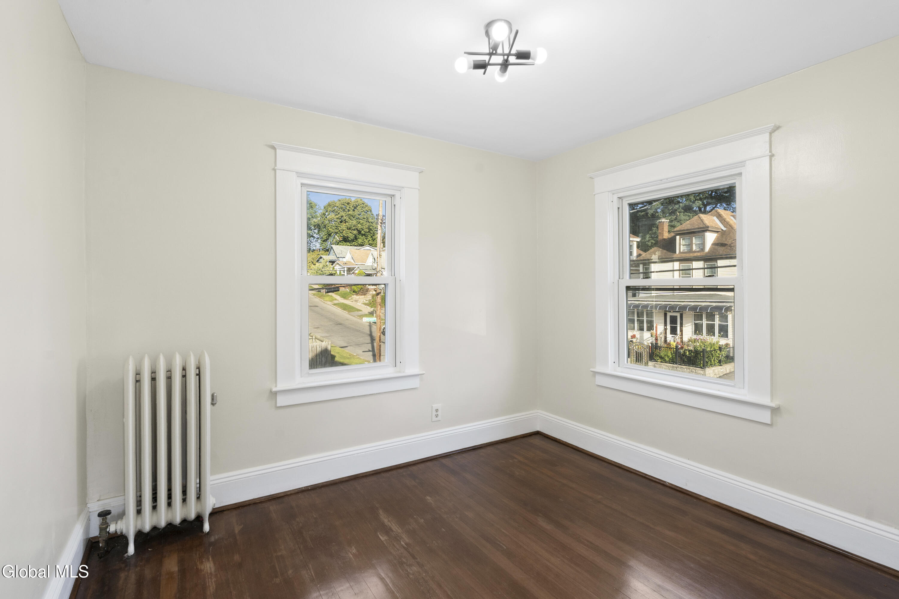 91 Snowden Avenue Schenectady NY 12304