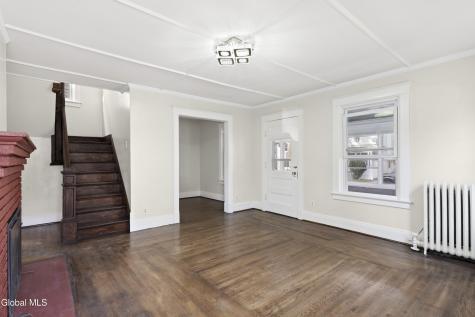 91 Snowden Avenue Schenectady NY 12304