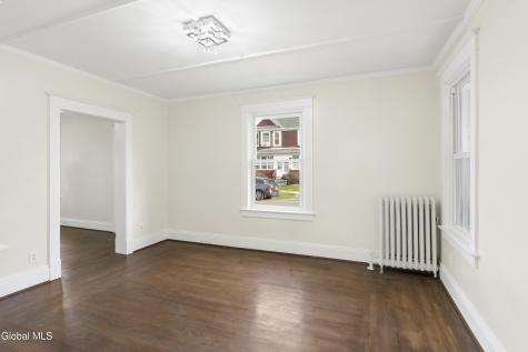 91 Snowden Avenue Schenectady NY 12304