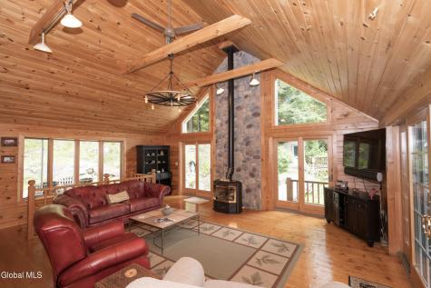 1141 North Shore - L26 Road Hadley NY 12835
