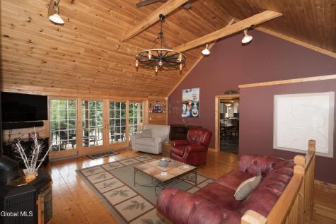 1141 North Shore - L26 Road Hadley NY 12835