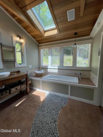 1141 North Shore - L26 Road Hadley NY 12835