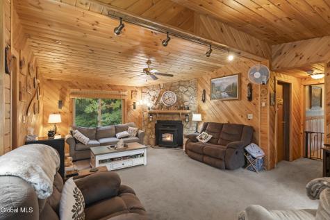 237 Sugar Hill Road Rexford NY 12148
