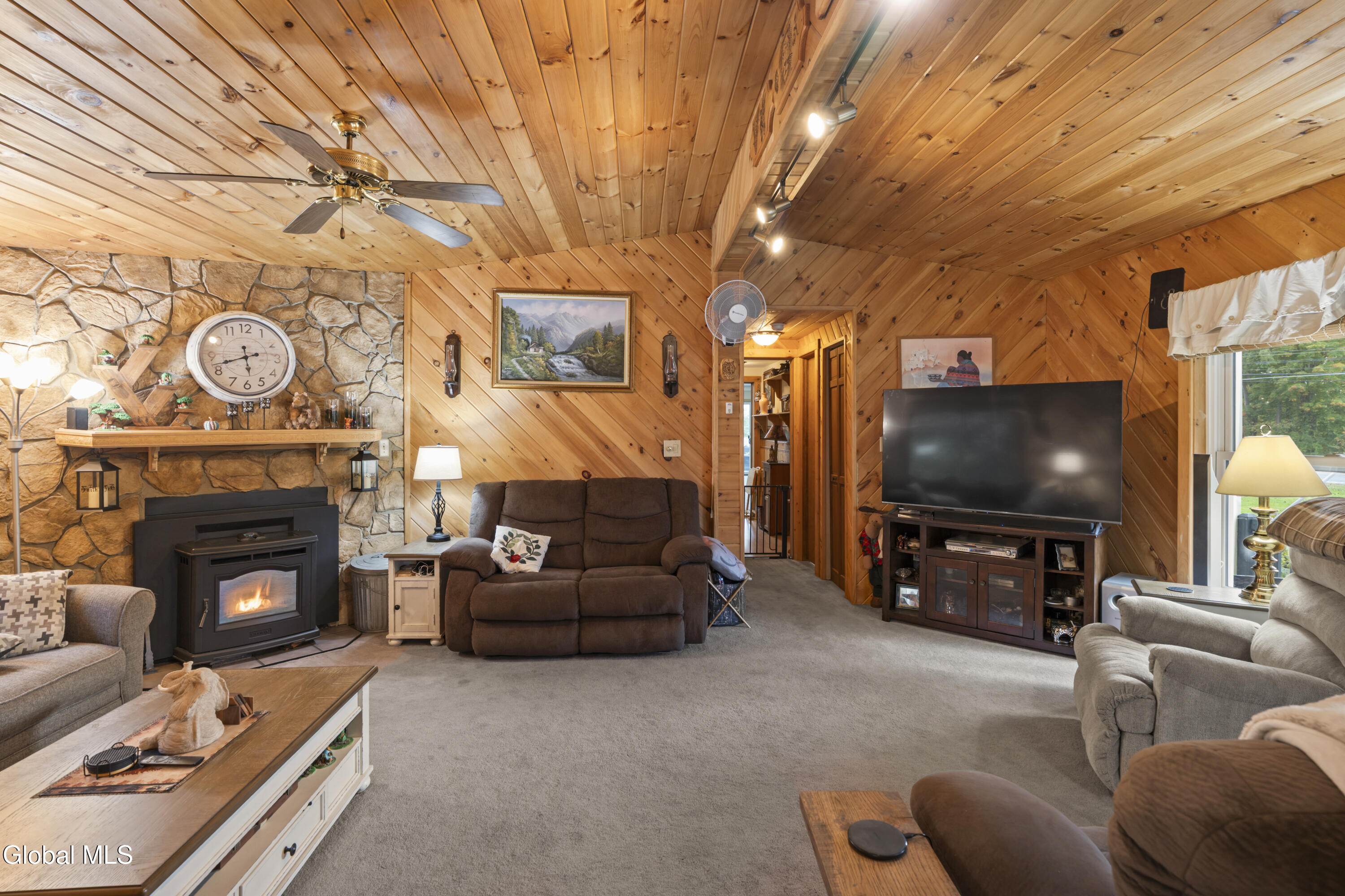 237 Sugar Hill Road Rexford NY 12148