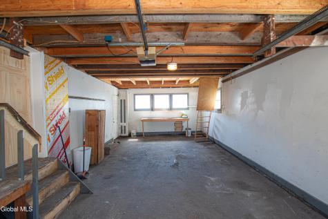 18 Newman Street Gloversville NY 12078