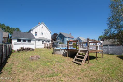 18 Newman Street Gloversville NY 12078