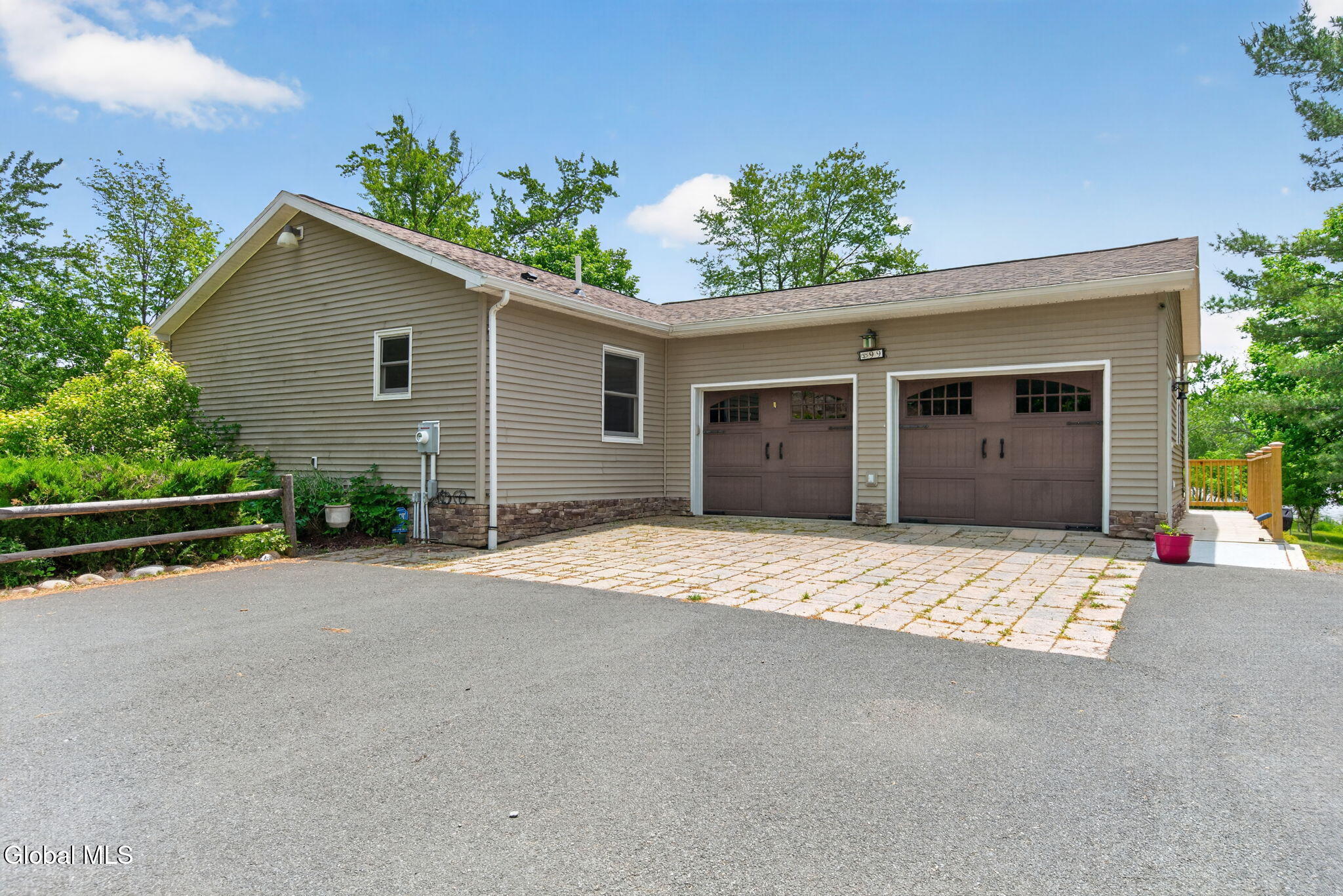 99 Turnabout Road West Sand Lake NY 12196