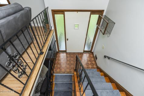 9 Crestmont Drive Clifton Park NY 12065