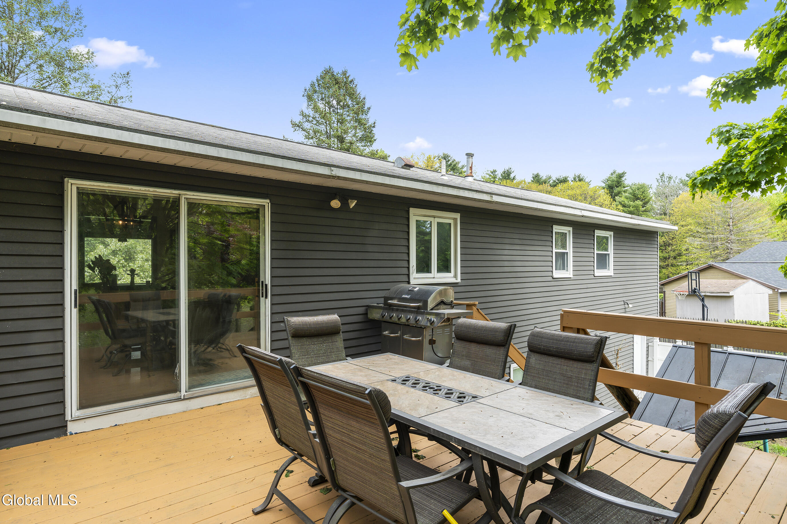 9 Crestmont Drive Clifton Park NY 12065