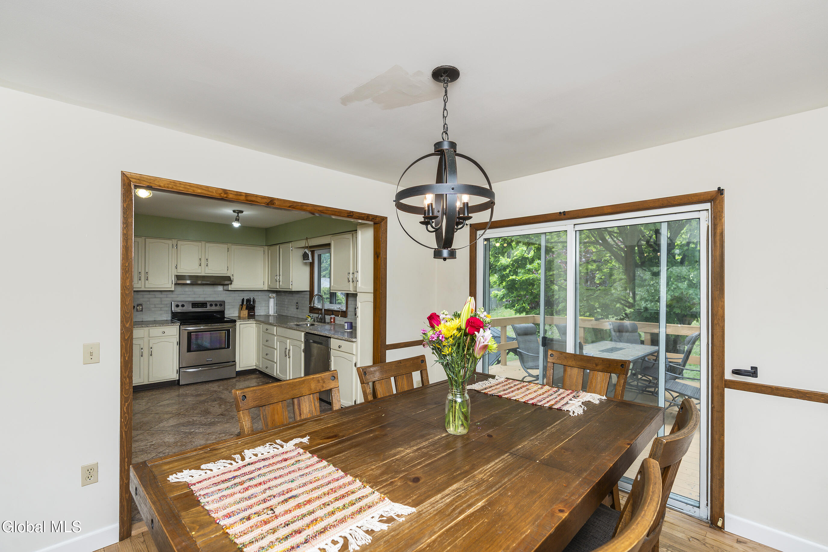 9 Crestmont Drive Clifton Park NY 12065