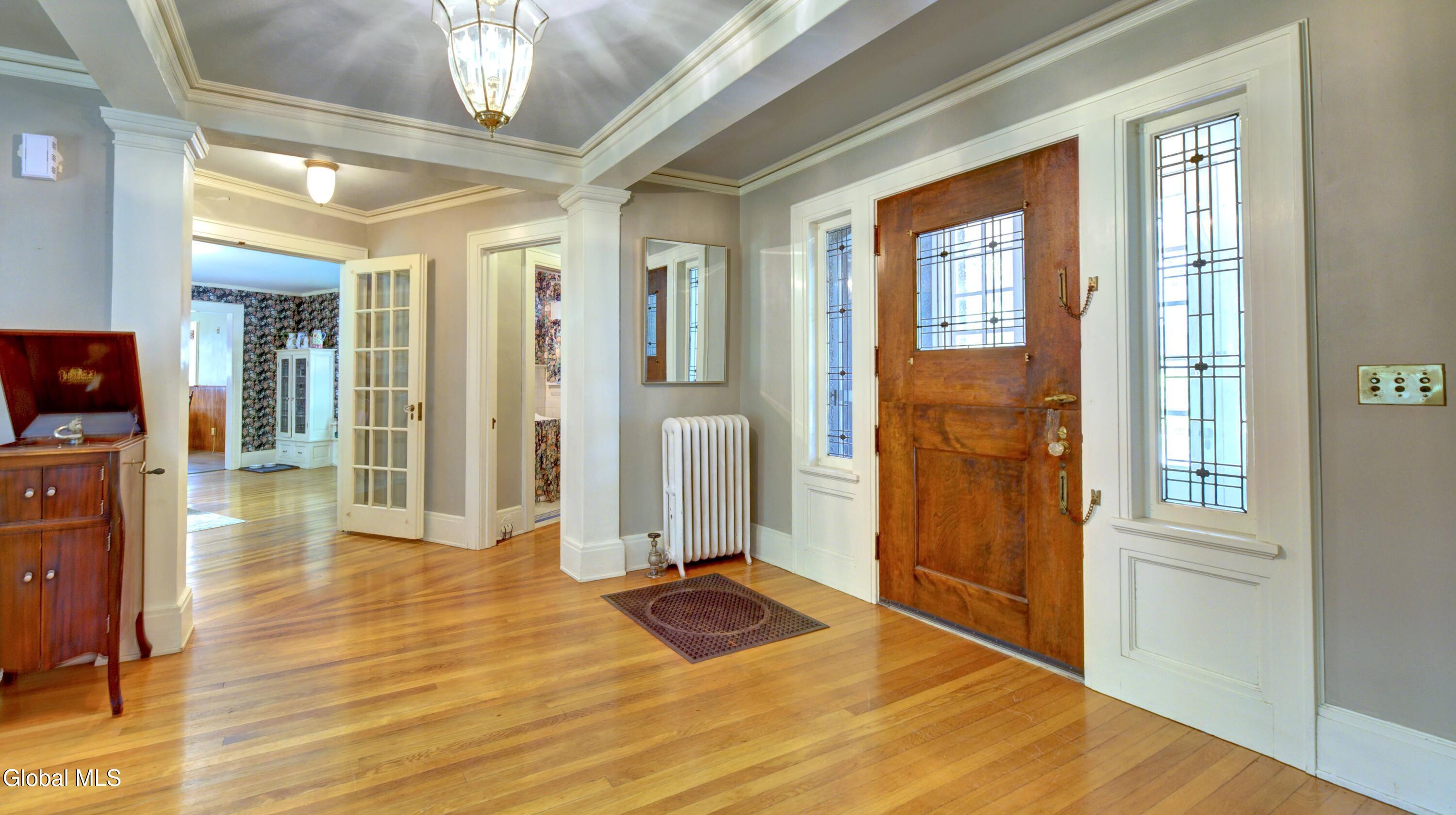 8 Union Place Johnstown NY 12095