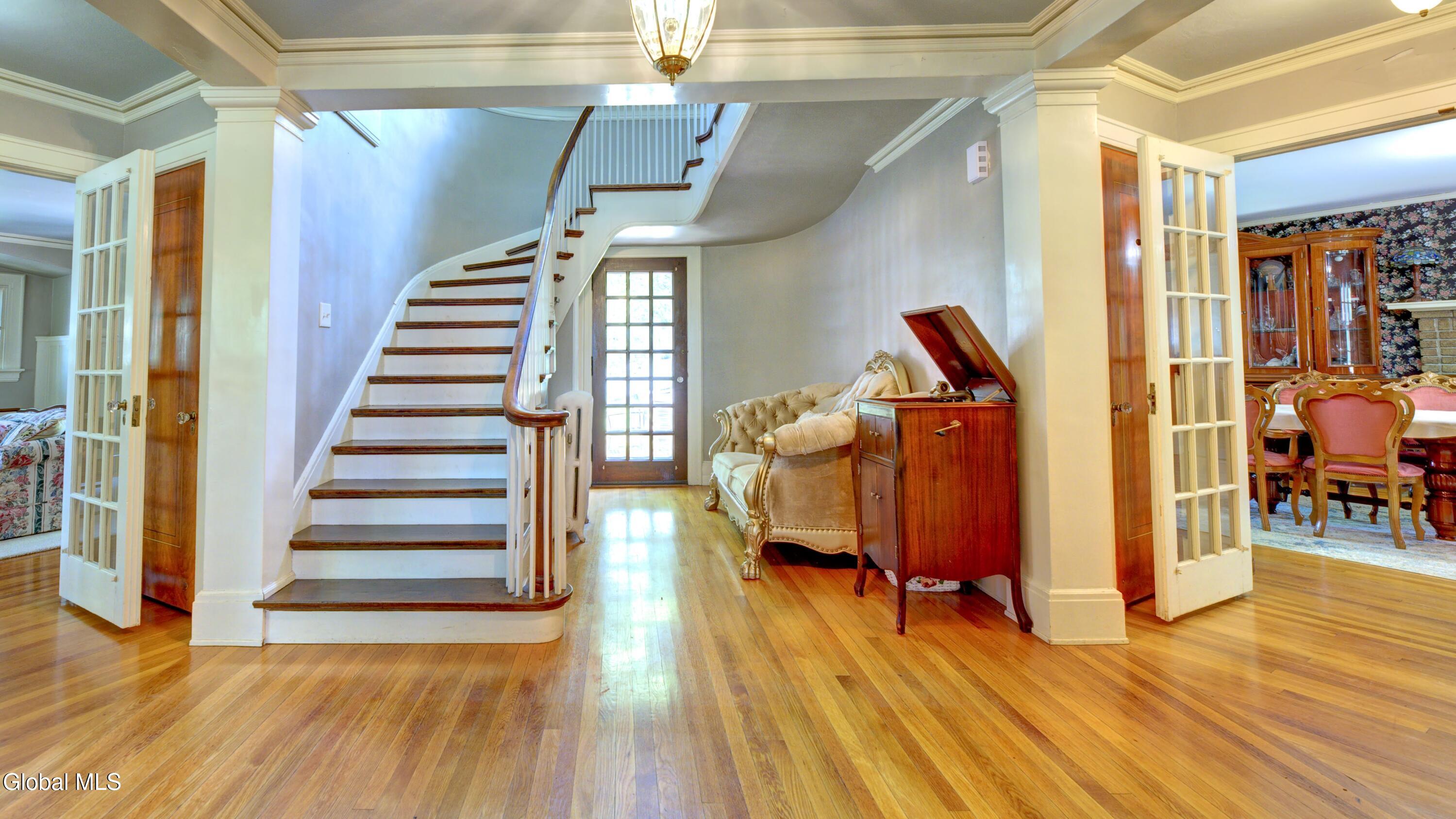 8 Union Place Johnstown NY 12095