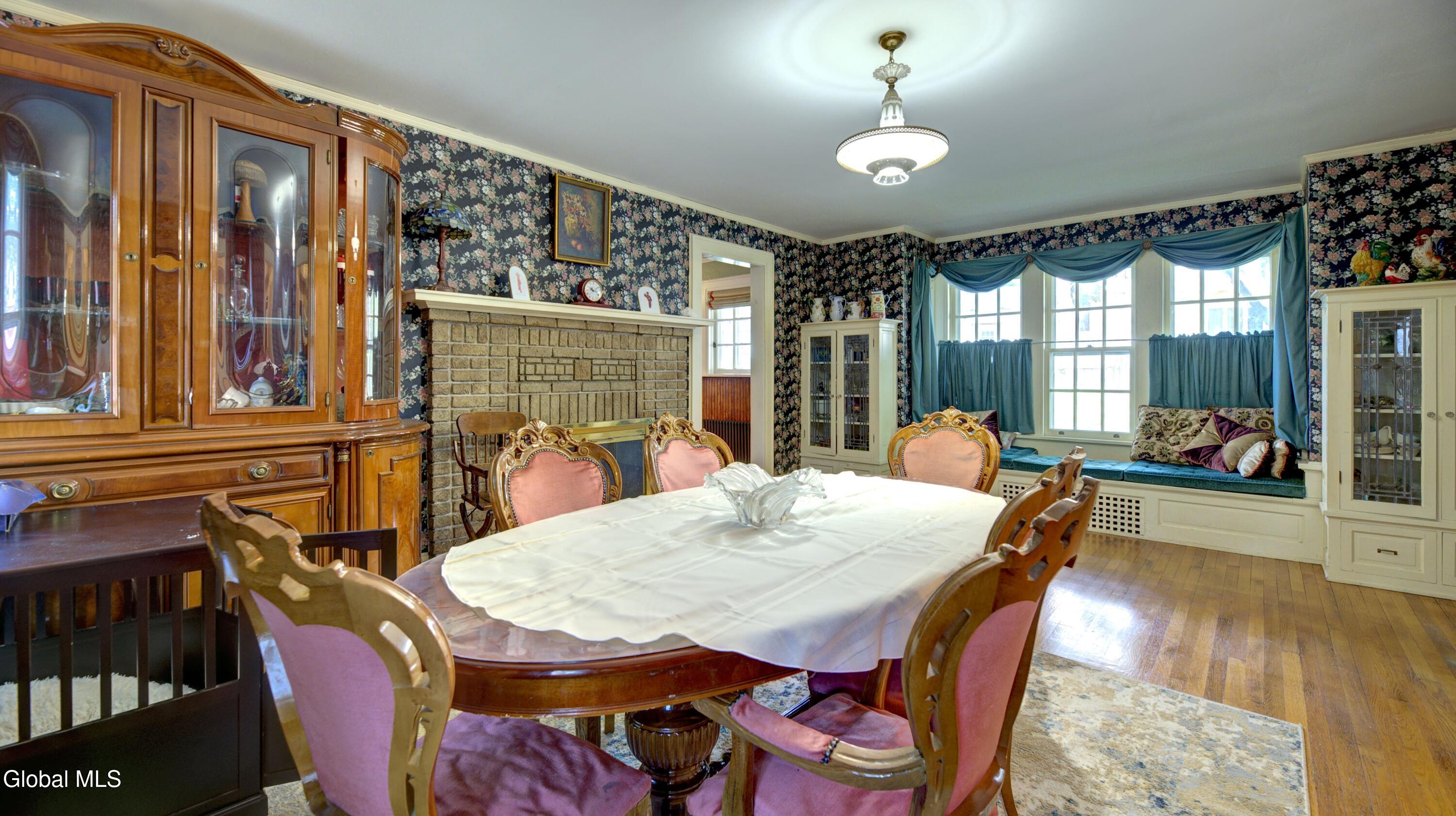 8 Union Place Johnstown NY 12095