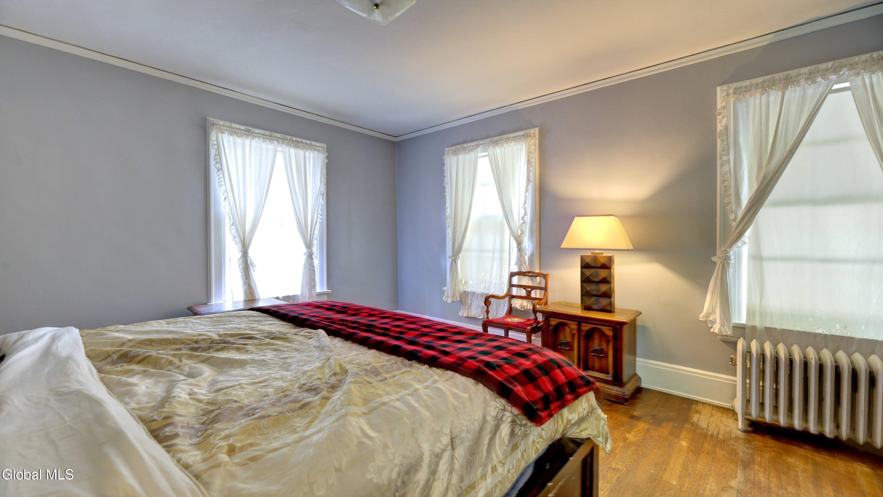 8 Union Place Johnstown NY 12095